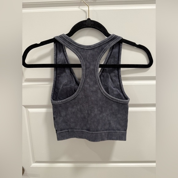 NWOT Zenana Washed Ribbed Seamless Racerback Tank W Bra Pas - Picture 3 of 3